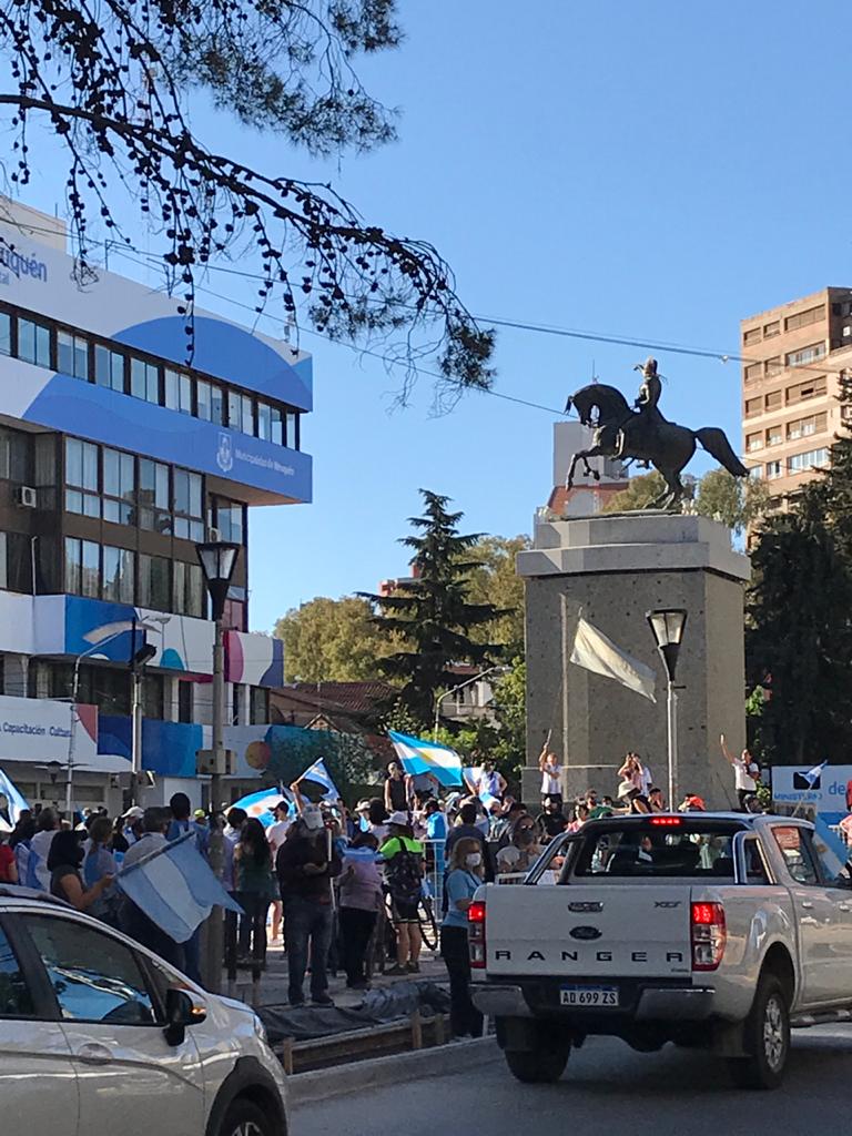 Marcha opositora al gobierno de Alberto Fernández en Neuquén 12 de Octubre de 2020