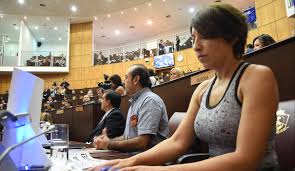 Legislatura avaló el consenso fiscal. Diputada Patricia Jure Frente de Izquierda y los trabajadores Neuquén Diciembre 2020