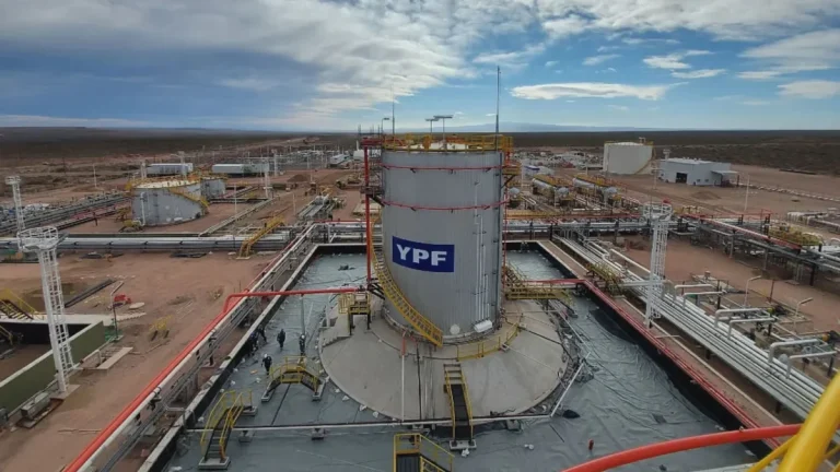 Decisión clave en EEUU: justicia frena demandas en el juicio por YPF