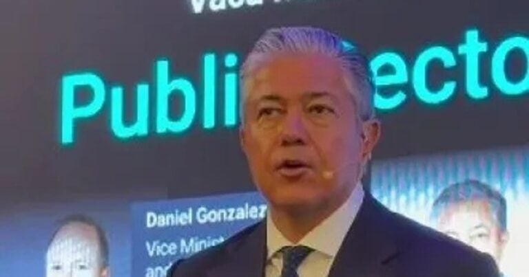 El GNL generó combustión: Figueroa salió al cruce de los opositores al proyecto