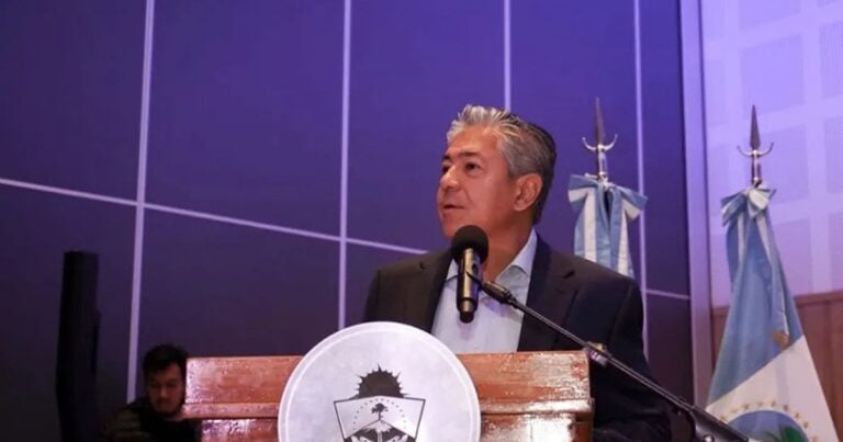 Figueroa apura la Ley de GNL: «Nos va a permitir llenar los ductos» para exportar al mundo