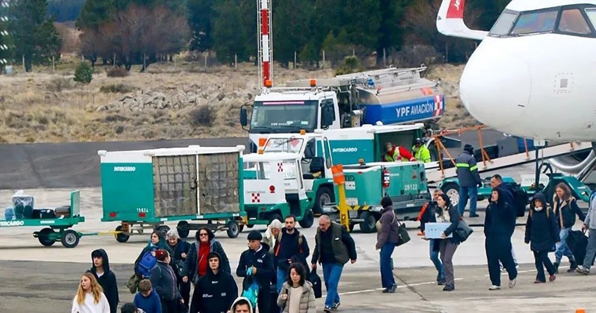 Pista nueva y terminal renovada del aeródromo de Chos Malal, listo para recibir los vuelos a Chos Malal