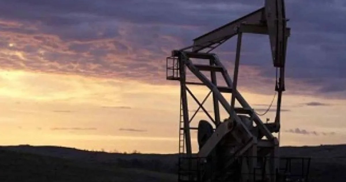 Unidades de bombeo eléctricas de Halliburton desembarcadas en la Terminal Zárate rumbo a Vaca Muerta