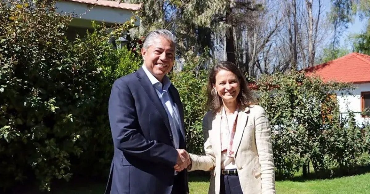 Jefes comunales de Añelo, Rincón de los Sauces y el Chañar reunidos con el Gabinete provincial